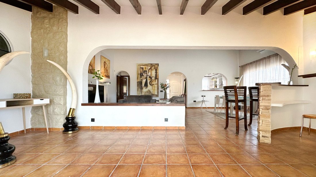 Villa in la Nucia, Valencian Community, Spain 3 - 16899019