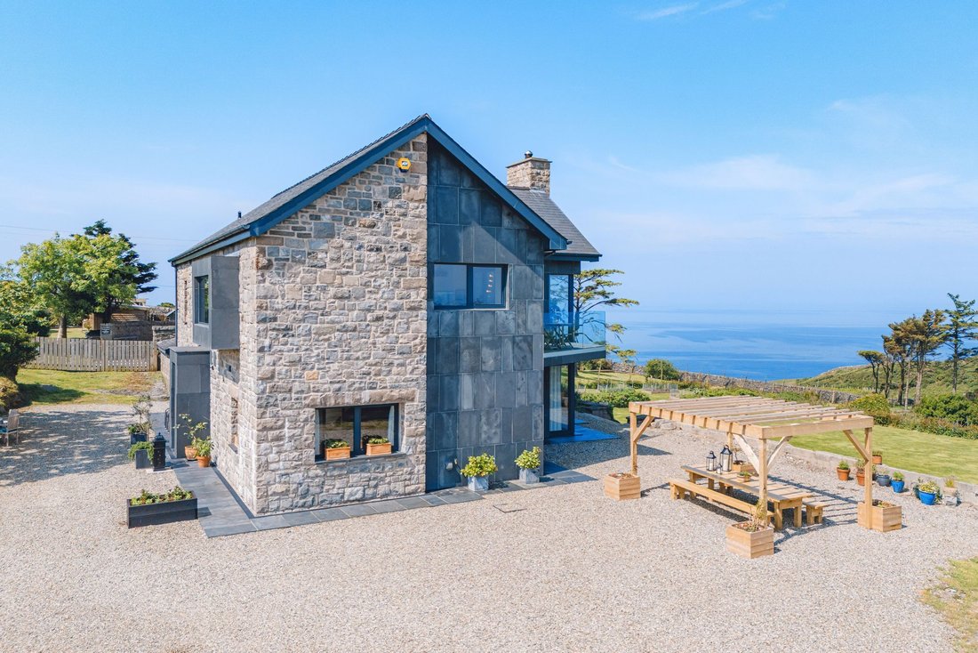 House in Llanaelhaearn, Wales 1 - 16900444