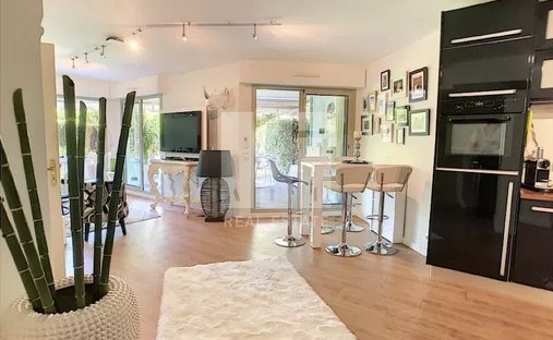 Cannes Californie Gated Estate Joint Agent