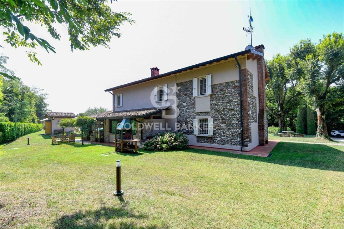 Country House in Castiglione delle Stiviere, Lombardy, Italy 2 - 16902110