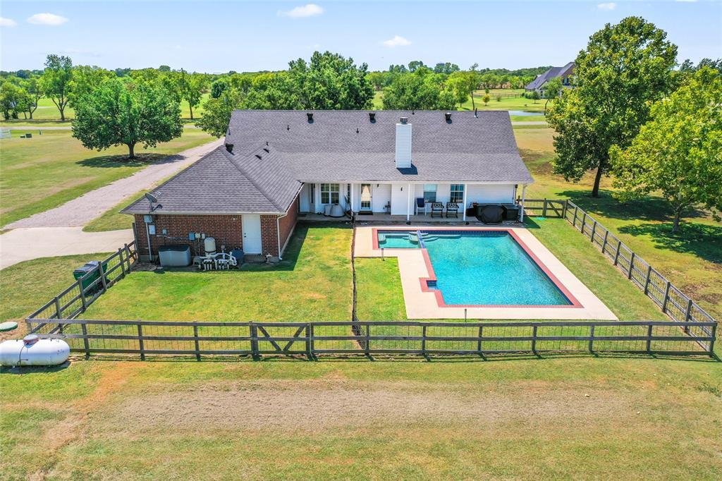 House in Gunter, Texas, United States 4 - 16899314