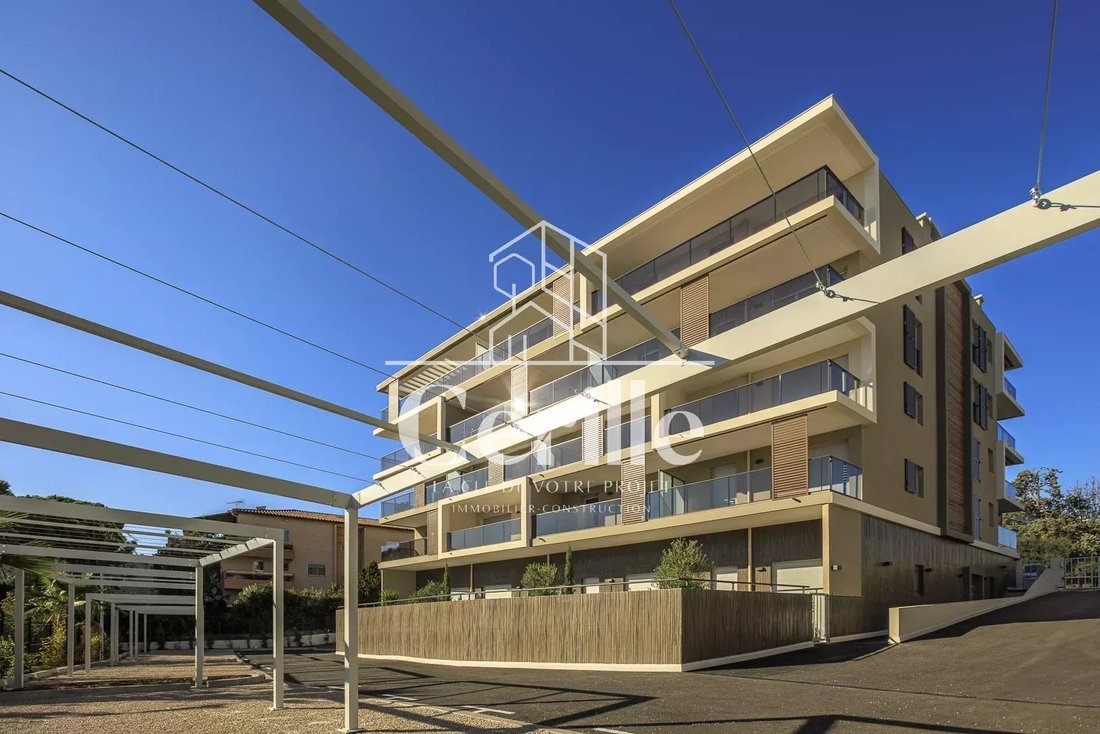 Apartment in Saint Maymes-Lauvert, Antibes, France 4 - 13860569