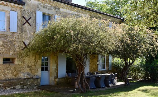 The Aristocratic Chateau Of Beechwood