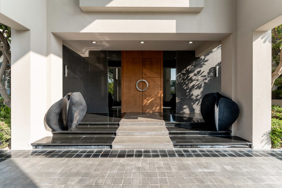 Villa in Emirates Hills, Dubai, United Arab Emirates 2 - 16902801