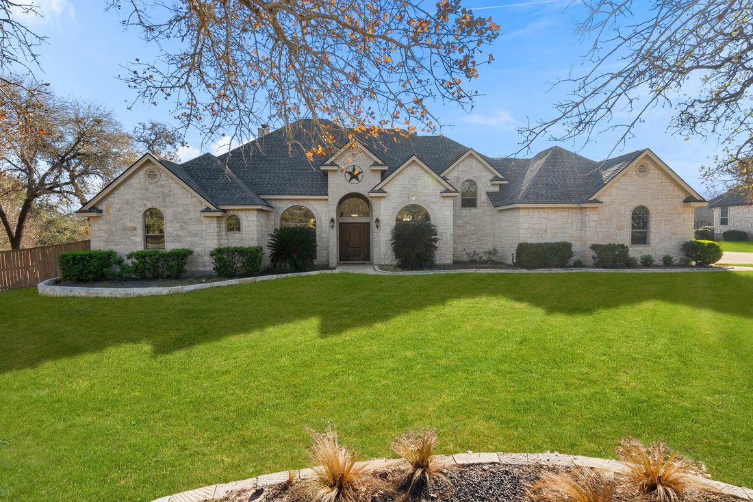 House in La Vernia, Texas, United States 4 - 16898025