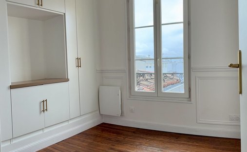 Cocumont Magnificent 18th Century Chateau 700m² On 11 Hectares, Swimming Pool With View