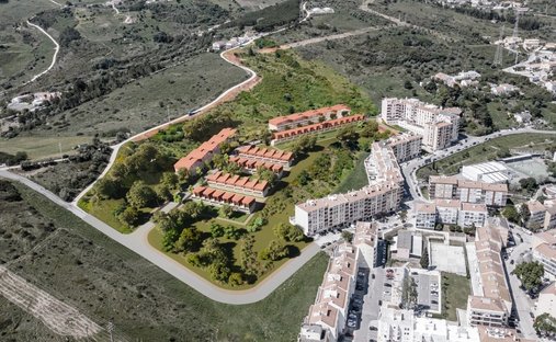 Land in Vila Franca de Xira, Lisbon, Portugal 1
