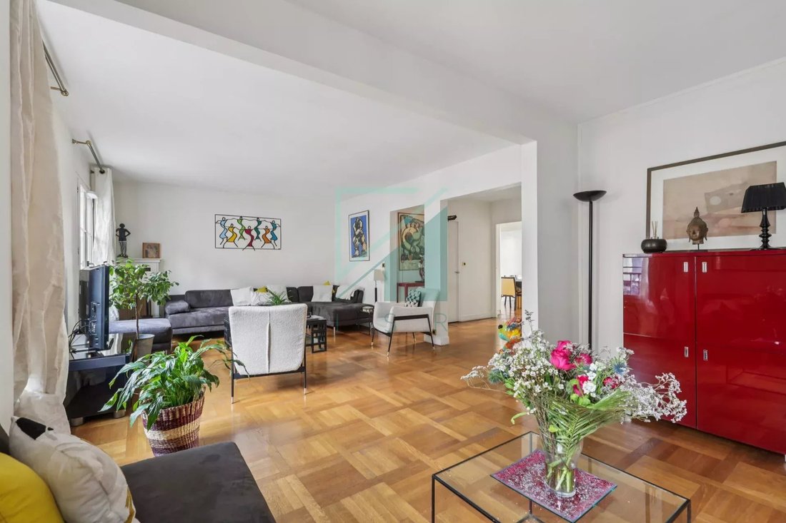 House in Sainte Avoie, Paris 3e Arrondissement, Paris 2 - 16898035