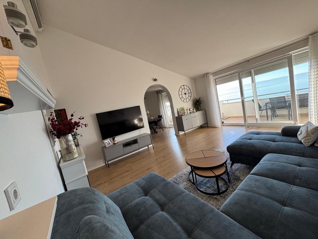 Apartment in Znjan, Split, Split-Dalmatia County 4 - 16899005