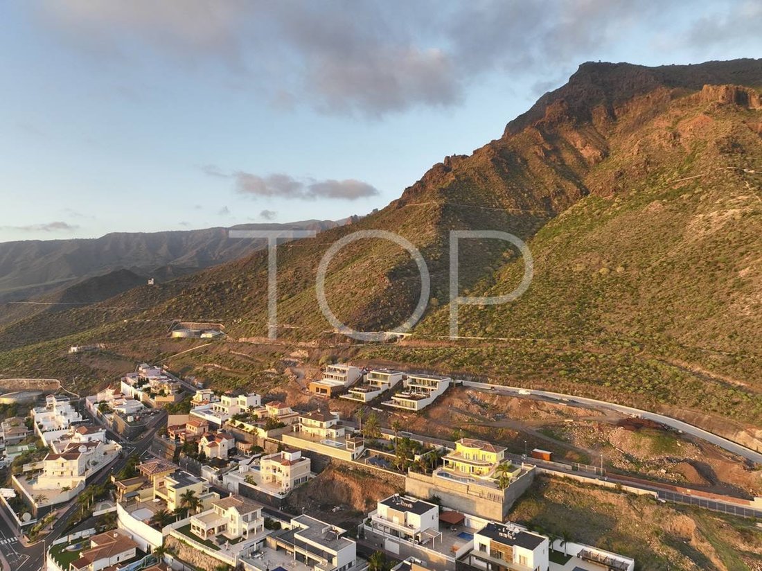 Land in Costa Adeje, Adeje, Canary Islands 2 - 16902844