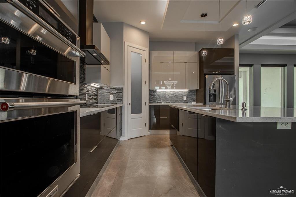 House in Hidalgo, Texas, United States 5 - 16900287