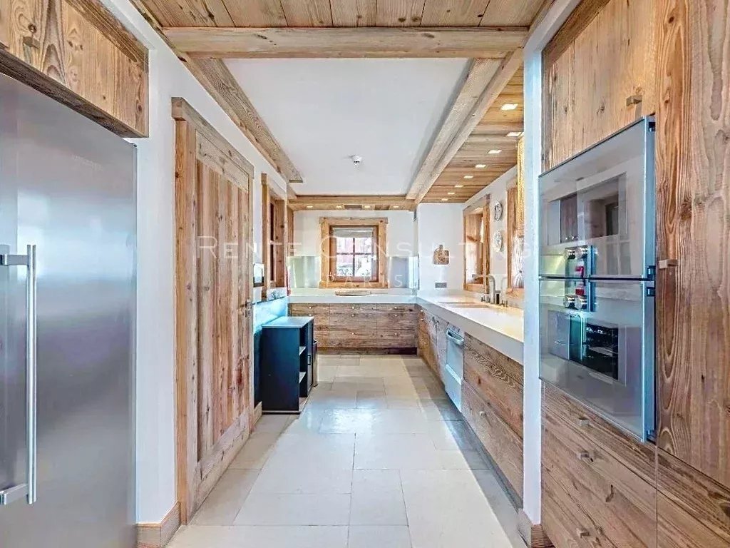 Chalet in Saint-Bon-Tarentaise, Courchevel, France 3 - 16902962