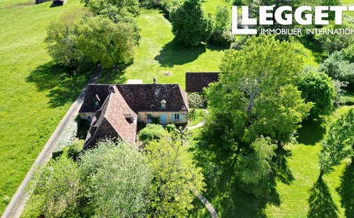 House in Saint-Felix-de-Reillac-et-Mortemart, Nouvelle-Aquitaine, France 1