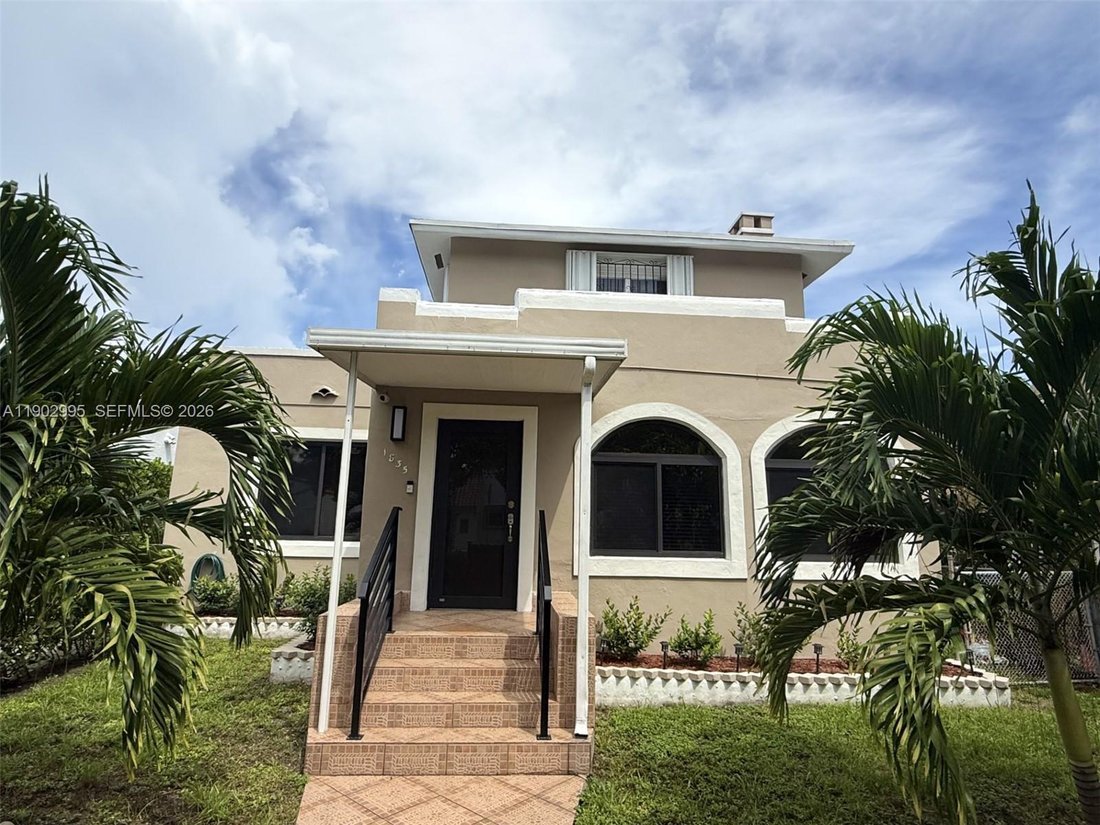 House in Miami, Florida, United States 2 - 16640393