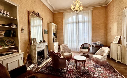 Castle for Sale in Vannes, Brittany, France