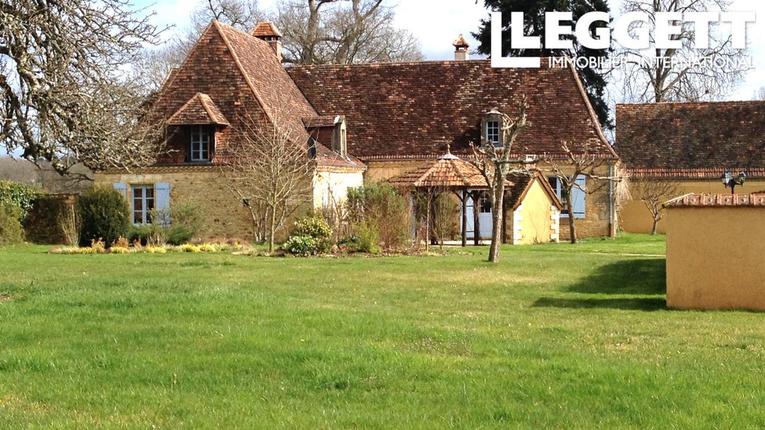 House in Saint-Felix-de-Reillac-et-Mortemart, Nouvelle-Aquitaine, France 2 - 14329872