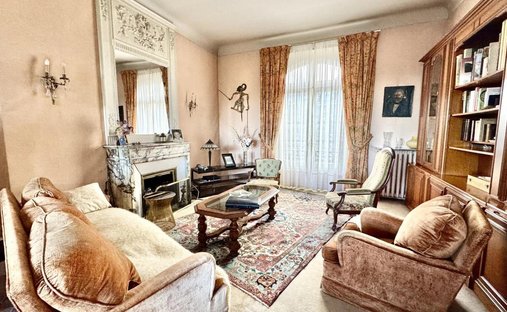 Castle for Sale in Vannes, Brittany, France