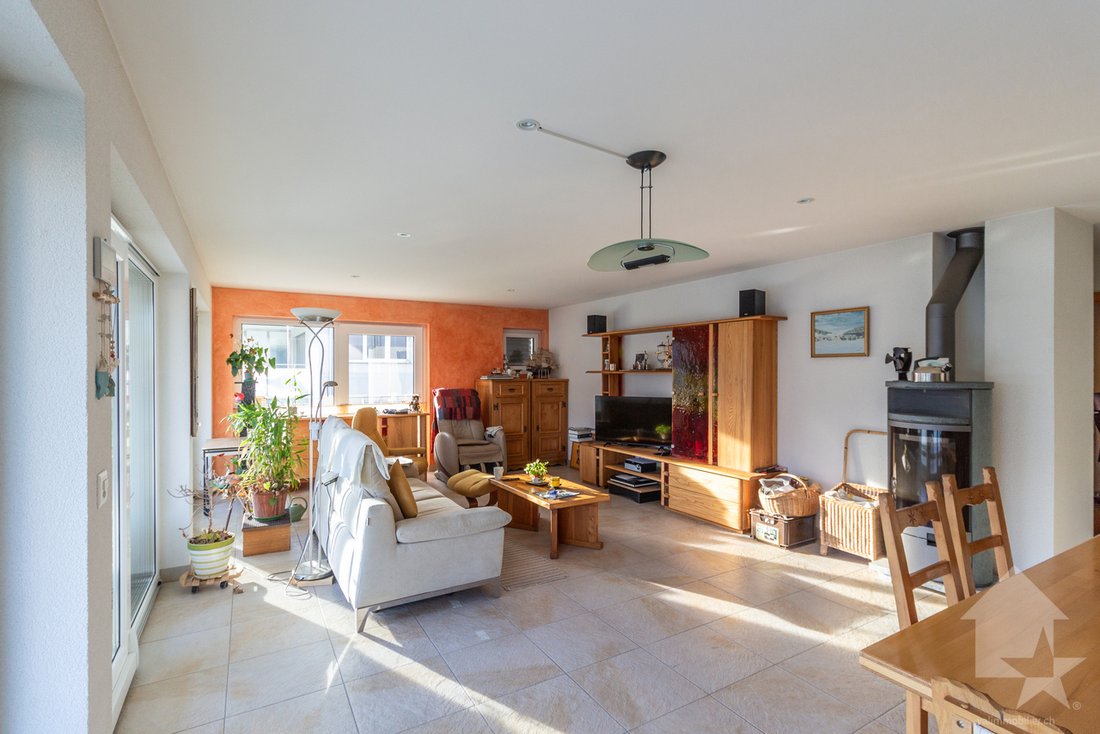 Spacieux Appartement 4.5 Pièces Avec Terrasse Couverte De 34 M2