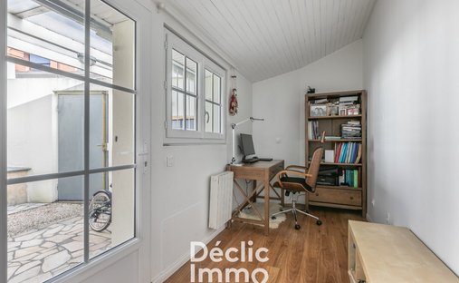 Cocumont Magnificent 18th Century Chateau 700m² On 11 Hectares, Swimming Pool With View