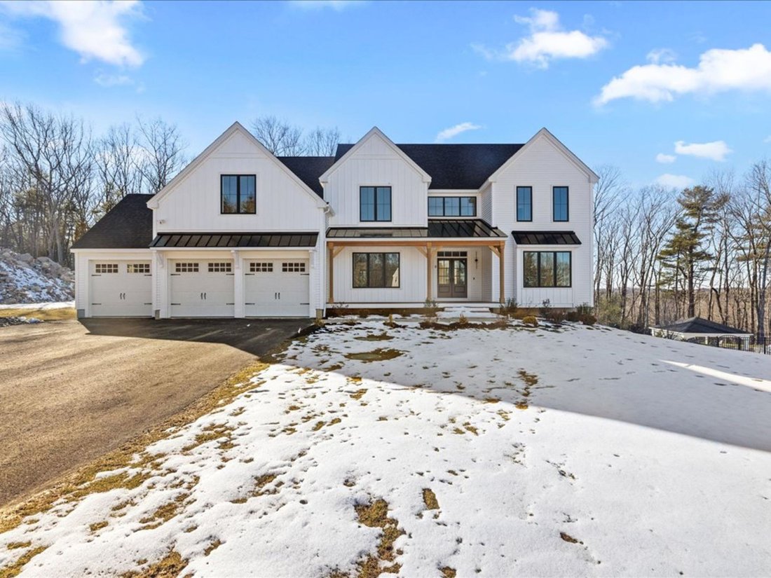 House in Southborough, Massachusetts, United States 2 - 16892104