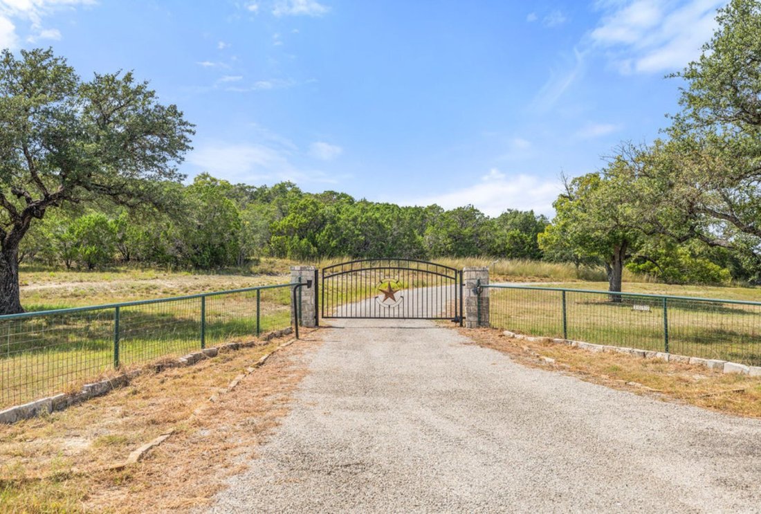Estate in Marble Falls, Texas, United States 3 - 16899545