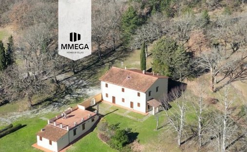 Villa in Scarperia e San Piero, Tuscany, Italy 1