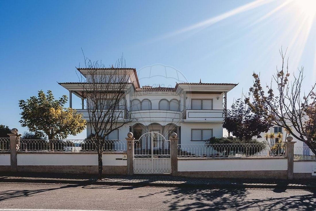 Villa in Fragosela, Viseu District, Portugal 3 - 16904305