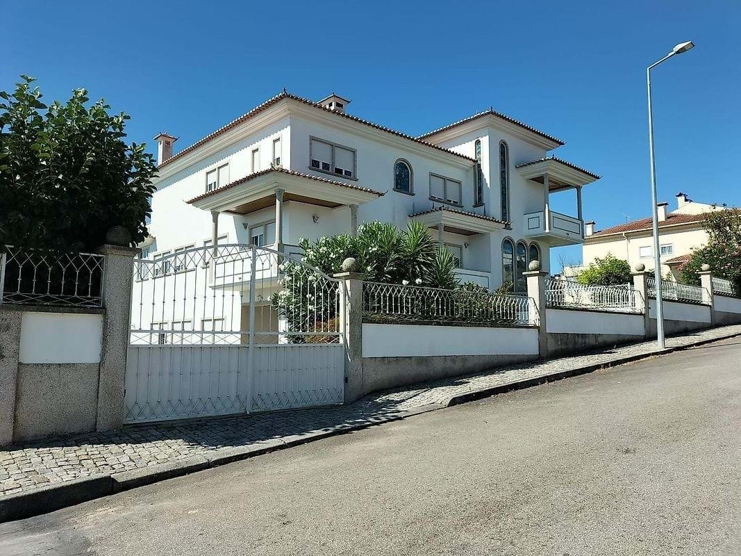 Villa in Fragosela, Viseu District, Portugal 1 - 16904305
