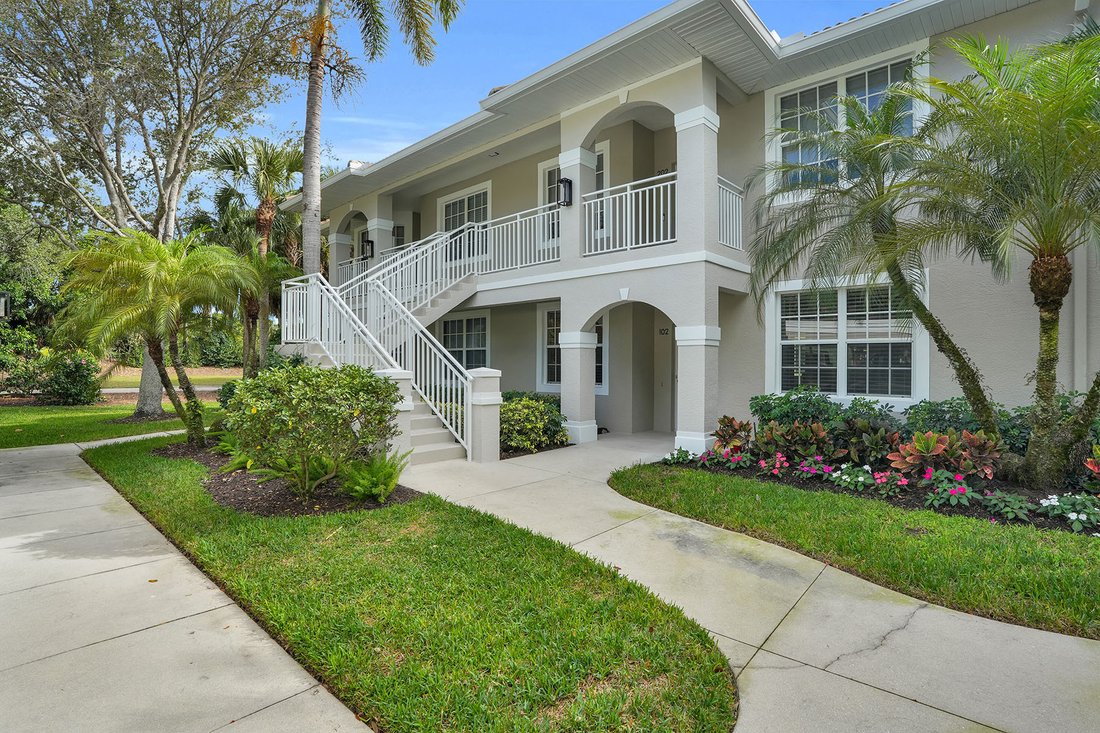 Condo in Naples, Florida, United States 2 - 16904452