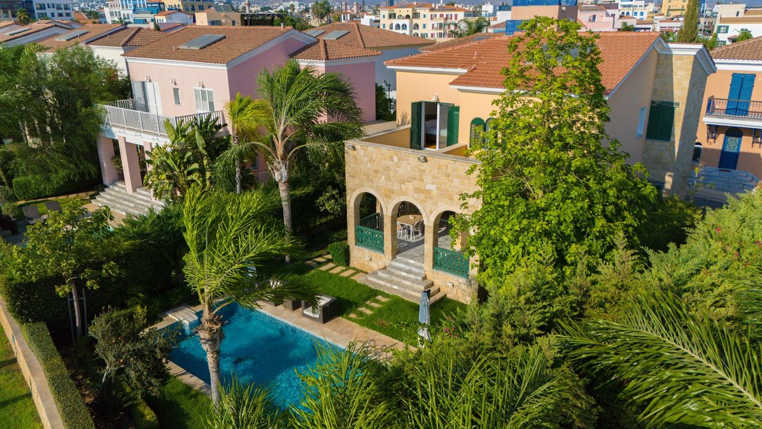 Villa in Limassol, Limassol, Cyprus 2 - 16904536