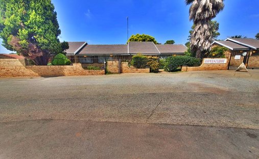 Condo in Potchefstroom, North West, South Africa 1