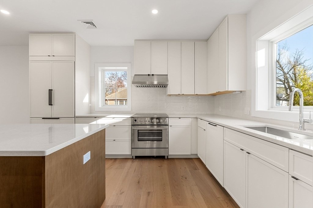 House in Newton, Massachusetts, United States 3 - 16907896