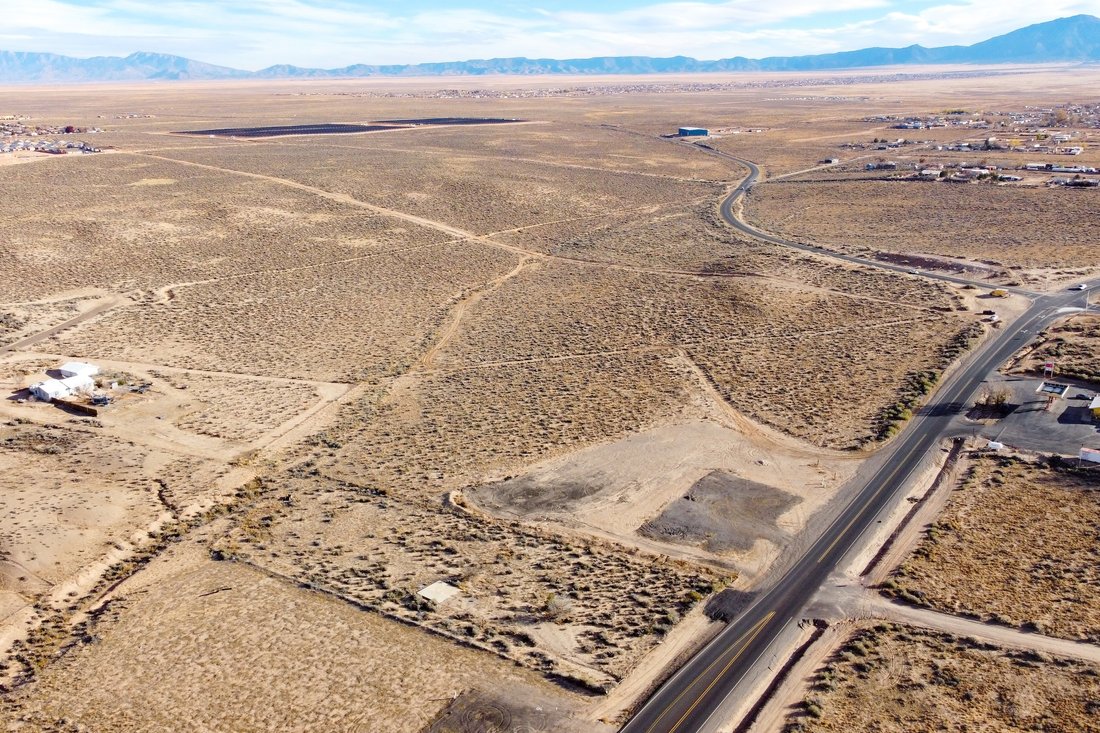 Land in Los Lunas, New Mexico, United States 2 - 16906493
