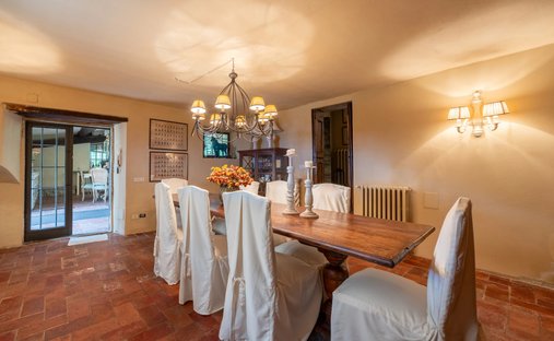 Tuscany| Historic Tuscan Castle With Land For Sale Near Florence