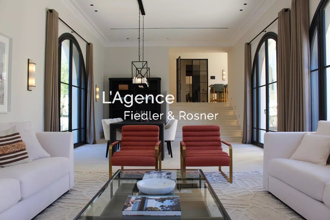 Villa in Zone Ouest Urbaine, Saint-Tropez, France 3 - 15244045