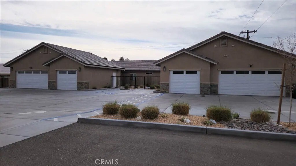 Apple Valley, California, United States 3 - 16907596