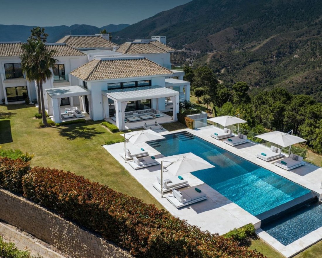 Villa in La Zagaleta, Benahavis, Andalusia 2 - 16911404