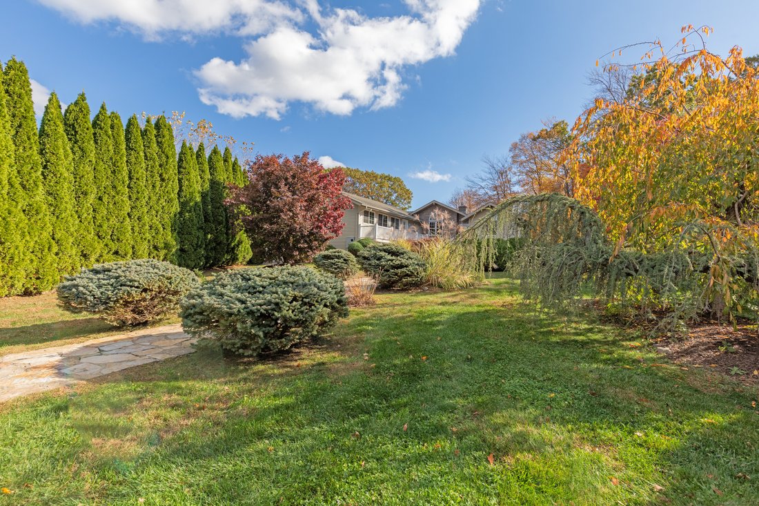 Prospect, Connecticut, United States 4 - 16910650