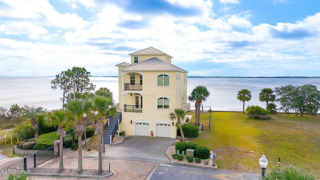 House in Panama City, Florida, United States 1 - 16914073