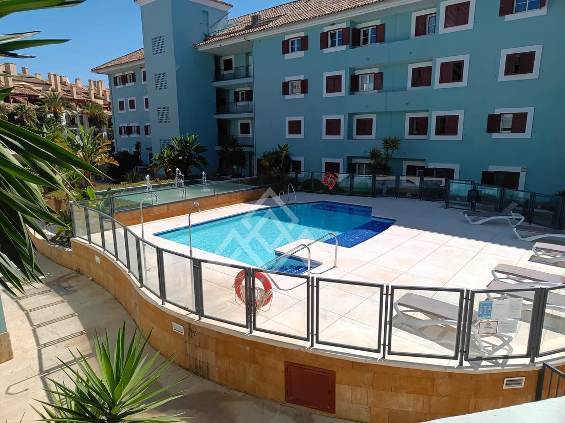 Apartment in Sotogrande, San Roque, Andalusia 1 - 16909225