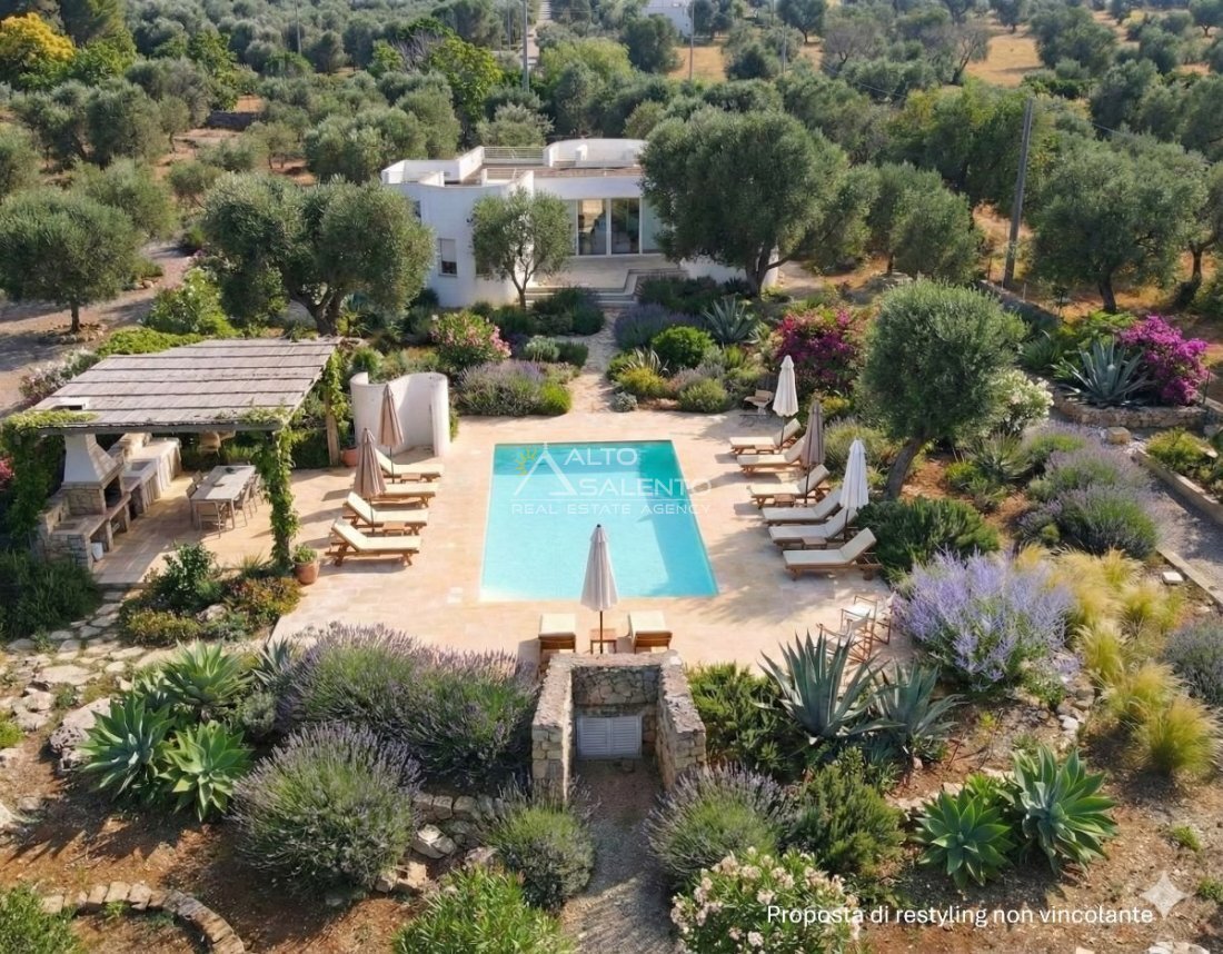 Villa en Carovigno, Apulia, Italia 1 - 16624599