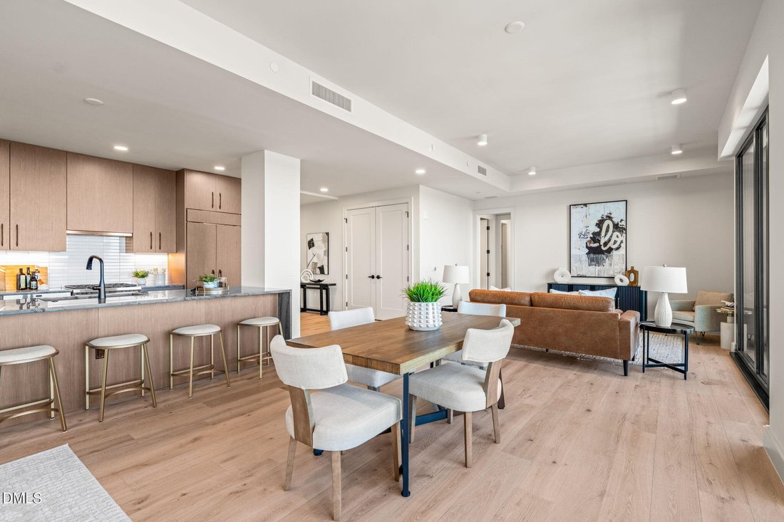 Condo in Durham, North Carolina, United States 1 - 16895403