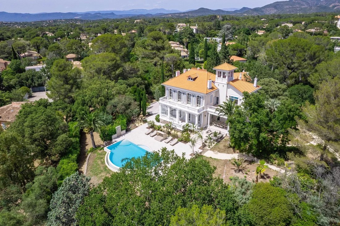 Villa in Estérel Plage-Logis de l'Aspé-Péguière, Saint-Raphaël, France 1 - 14473443