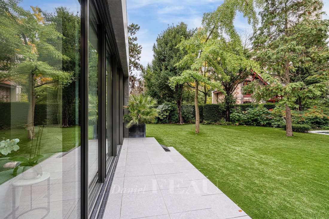 Estate in Auteuil Sud, Paris 16e Arrondissement, Paris 3 - 16910437