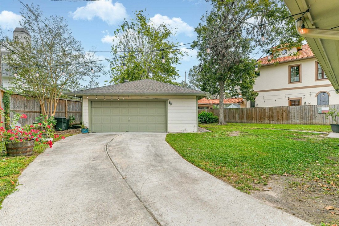 House in Houston, Texas, United States 5 - 16906128