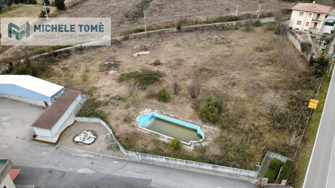 Land in Pastrengo, Veneto, Italy 1 - 14195096