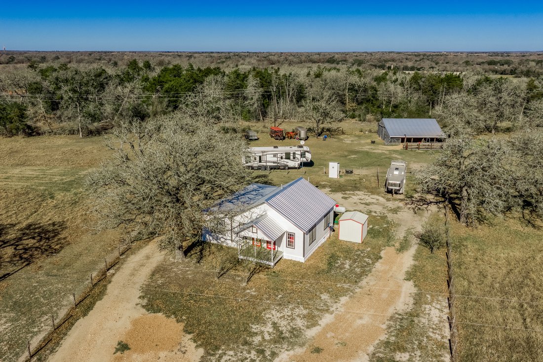 Burton, Texas, United States 3 - 16914279
