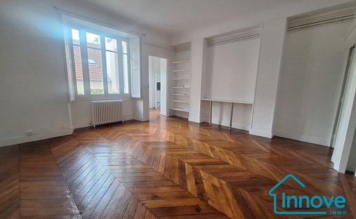 Apartment in Domaine National du Château, Versailles, France 1