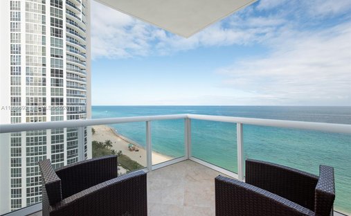 Condo in Golden Beach, Florida, United States 1
