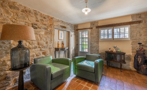 Tuscany| Historic Tuscan Castle With Land For Sale Near Florence